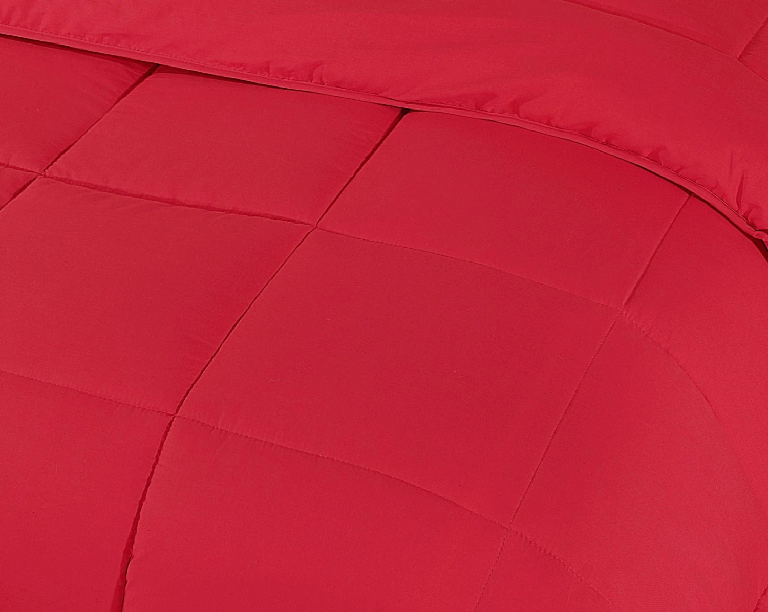 Heavyweight Ultra Bounce Coverless 13.5 Tog Warm Duvet – Red(Heavyweight Ultra Bounce 13 5 Tog Warm Duvet Red) 5 Heavyweight Ultra Bounce Coverless 13.5 Tog Warm Duvet – Red(Heavyweight Ultra Bounce 13 5 Tog Warm Duvet Red) - Image 3