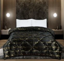 Glamour Coverless Crushed Velvet Quilted Duvet Black Gold(Glamour Coverless Crushed Velvet Quilted Duvet Black Gold Double)