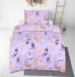 Junior Cot Bed Duvet Cover And Pillow Set- Cotton Rich 120 X 150 Cm – Cats Party(Junior Cot Bed Duvet Cover And Pillow Set Cotton Rich 120 X 150 Cm Cats Party)