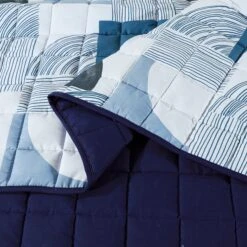 Quilted 4.5 Tog Reversible Coverless Printed Duvet Quilt - Blue Geometric(Quilted 4 5 Tog Reversible Coverless Printed Duvet Quilt Blue Geometric) 14 Quilted 4.5 Tog Reversible Coverless Printed Duvet Quilt - Blue Geometric(Quilted 4 5 Tog Reversible Coverless Printed Duvet Quilt Blue Geometric) -Bedding Discount Store 98A6510res