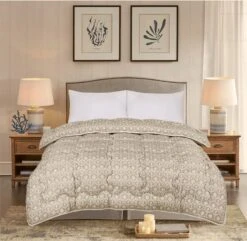 Soft Touch Coverless Microfibre Ultimate Comfort Duvet Quilt 10.5 Tog - Beige Damask(Soft Touch Coverless Microfibre Ultimate Comfort Duvet Quilt 10 5 Tog Beige Damask)