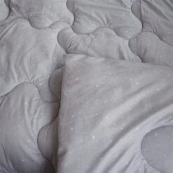 Soft Touch Coverless Microfibre Ultimate Comfort Duvet Quilt 10.5 Tog – Starry Grey(Soft Touch Coverless Microfibre Ultimate Comfort Duvet Quilt 10 5 Tog Starry Grey) 9 Soft Touch Coverless Microfibre Ultimate Comfort Duvet Quilt 10.5 Tog – Starry Grey(Soft Touch Coverless Microfibre Ultimate Comfort Duvet Quilt 10 5 Tog Starry Grey) -Bedding Discount Store sg4